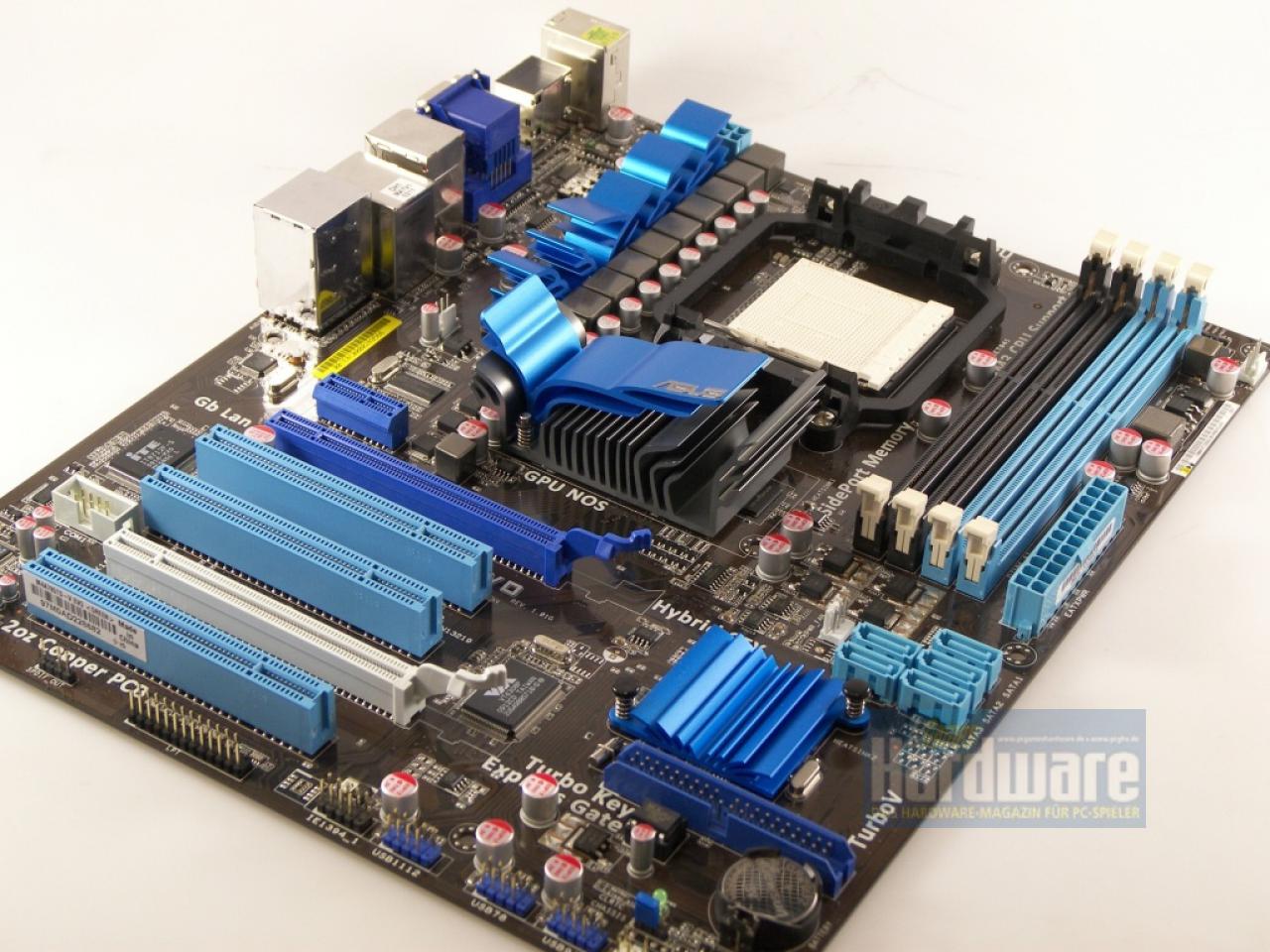 [03/08/2009] 785G-Mainboard Asus M4A785TD-V Evo (4)