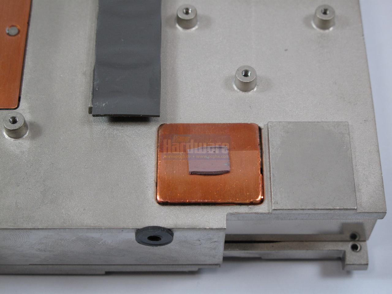 [31/08/2009] Asus Mars: Auch der Nforce-200-SLI-Chip bedarf offenbar guter Kühlung