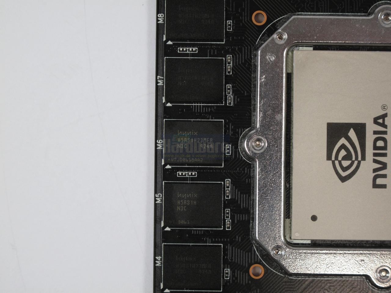 [31/08/2009] Asus Mars VRAM: Hynix' N3C-Selektion ist bis 1.300 MHz spezifiziert.