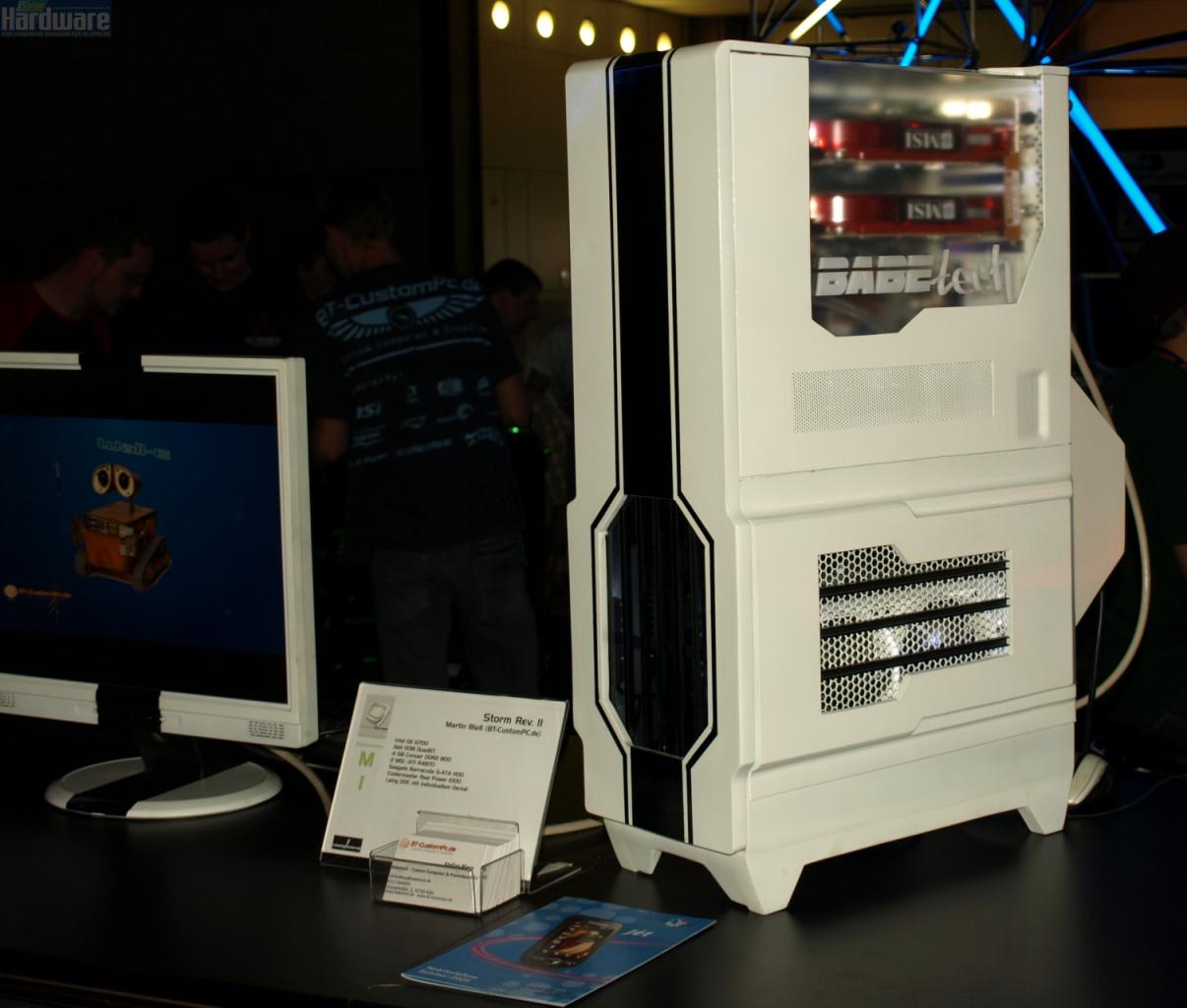 [02/08/2009] Games Convention Online 2009: Casemods (11)