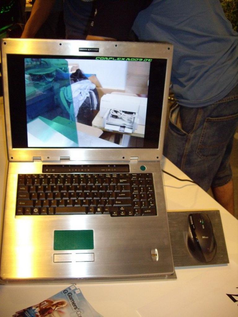 [23/08/2009] Die schrägsten Casemods der Gamescom (5)