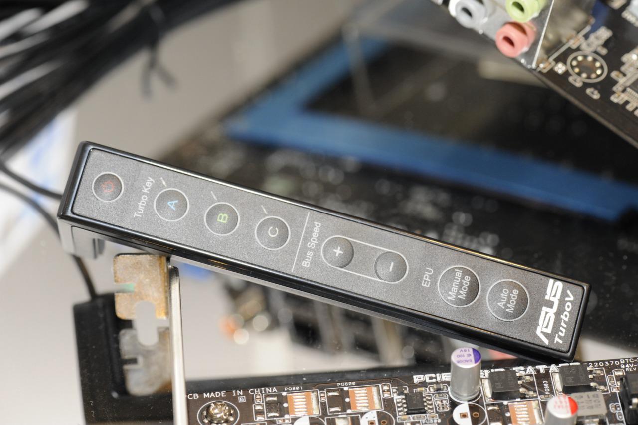 [30/08/2009] Asus P55-Lineup (11)