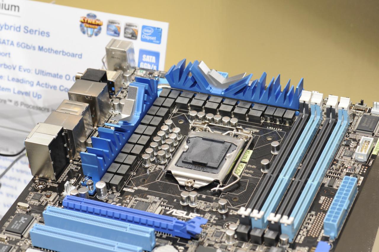 [30/08/2009] Asus P55-Lineup (14)