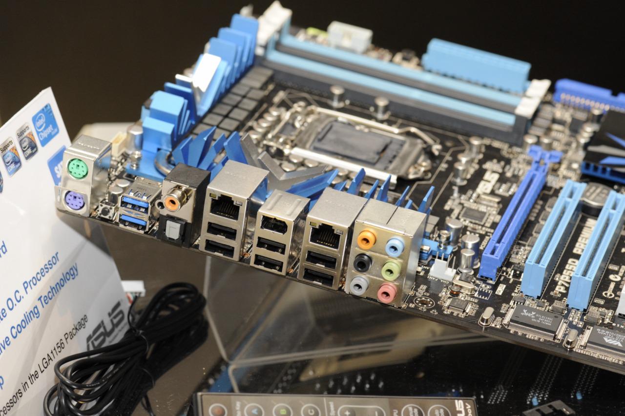 [30/08/2009] Asus P55-Lineup (15)