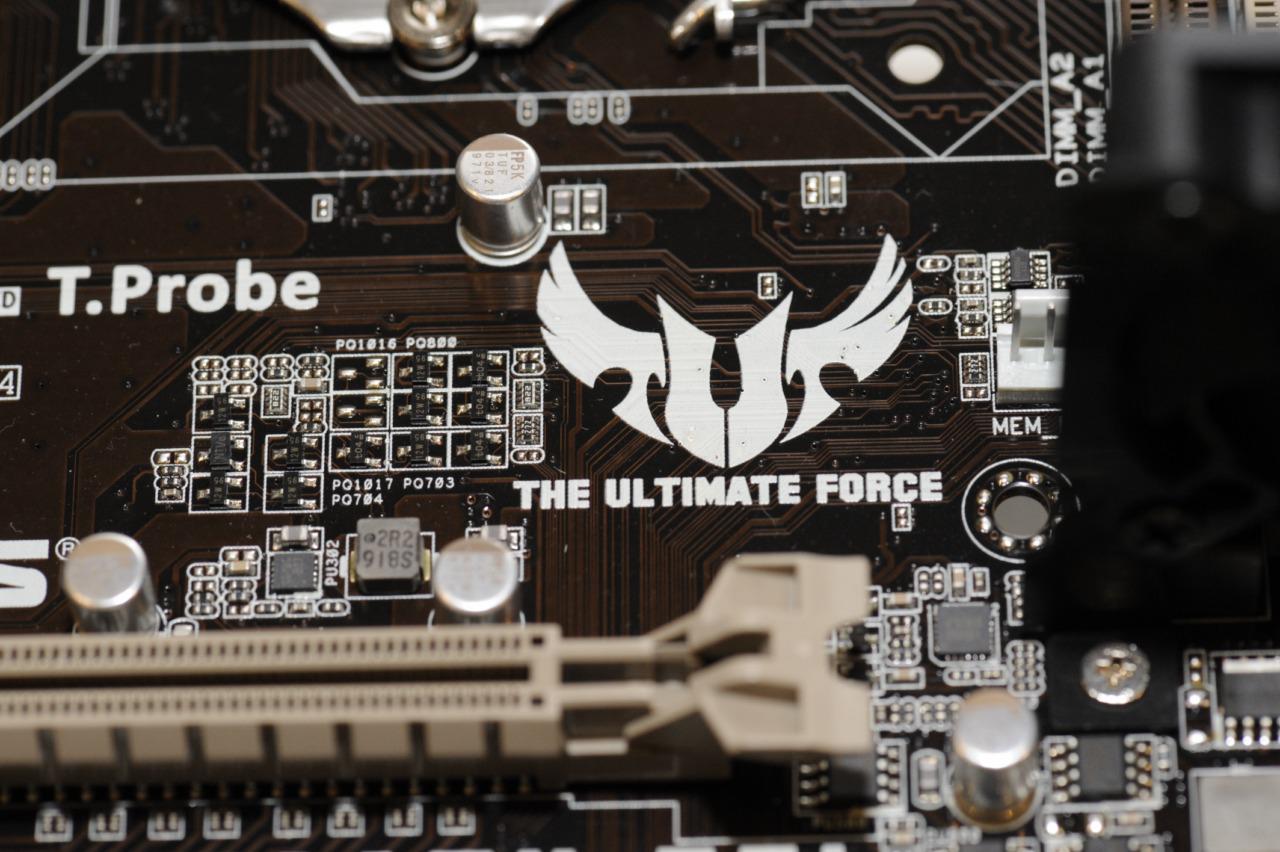 [30/08/2009] Asus P55-Lineup (24)