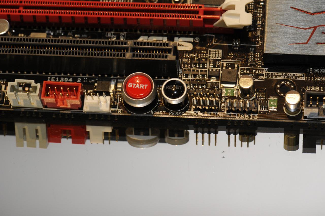 [30/08/2009] Asus P55-Lineup (2)