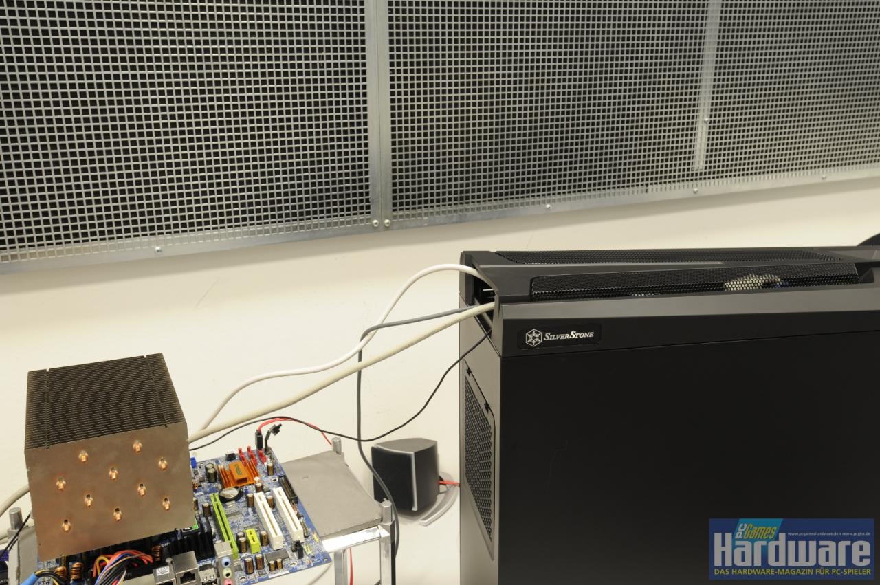 [10/08/2009] Silverstone Raven 2 im Test