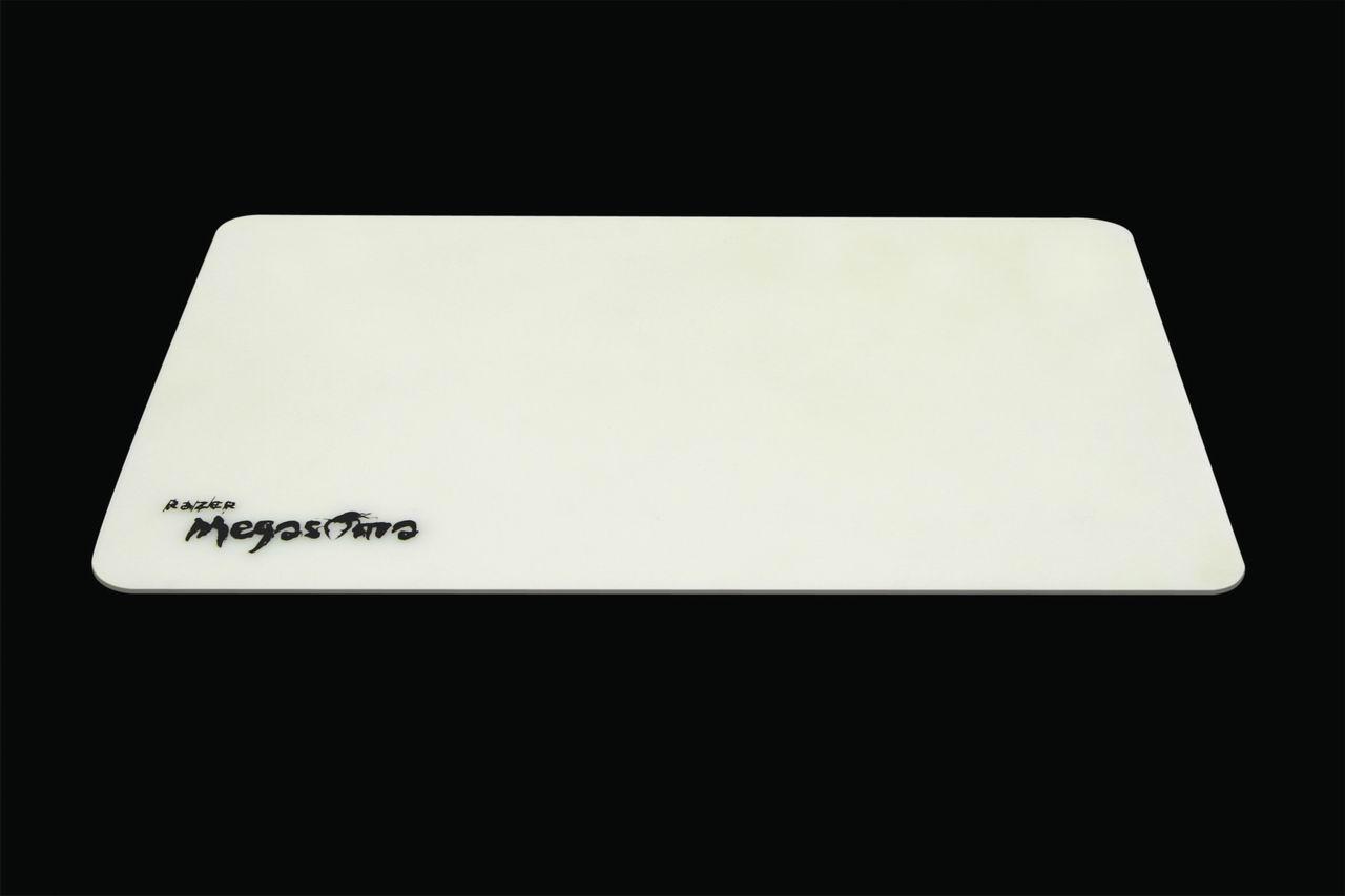 [19/08/2009] Razer Megasoma: Neues Mauspad (9)