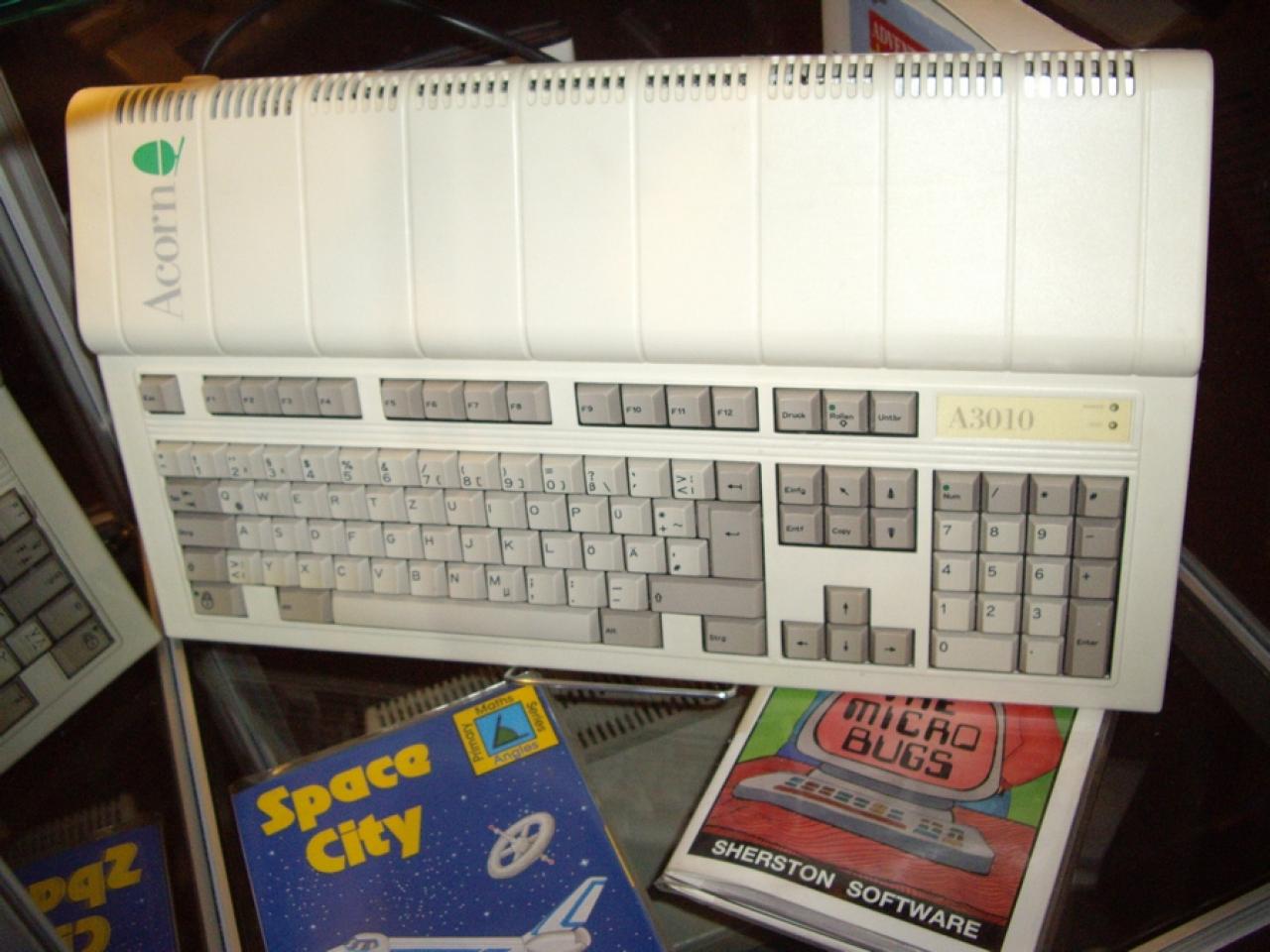 [25/08/2009] Heim-Computer von der Gamescom: Acorn A3010
