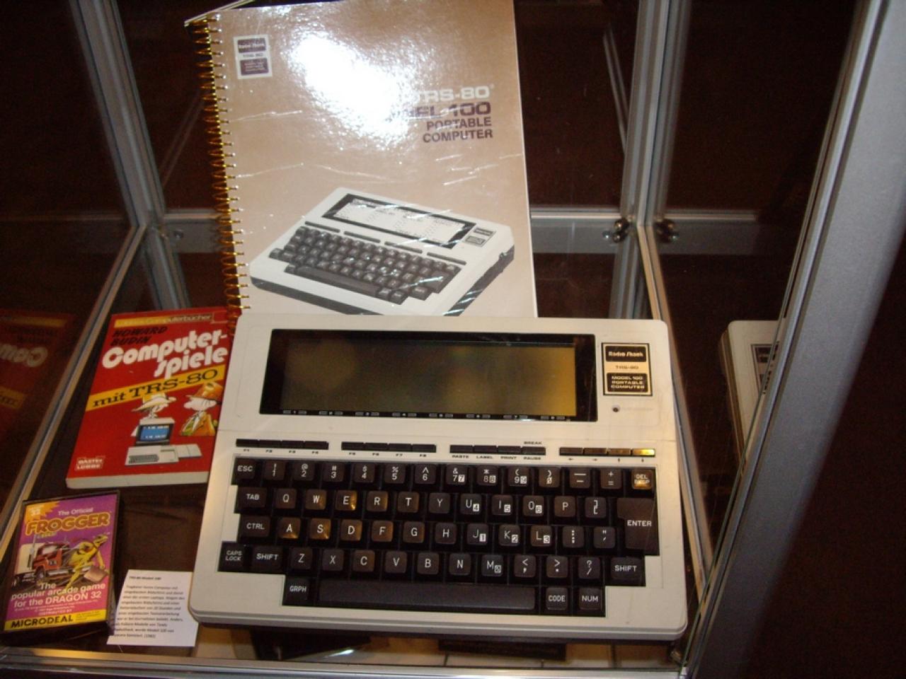 [25/08/2009] Radio Shack RS80 (1980)