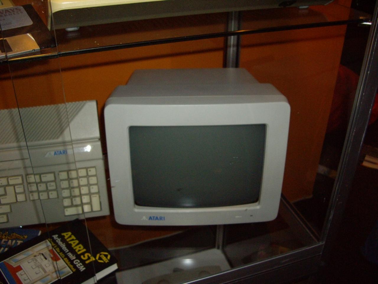 [25/08/2009] Heim-Computer von der Gamescom: Atari-Bildschirm