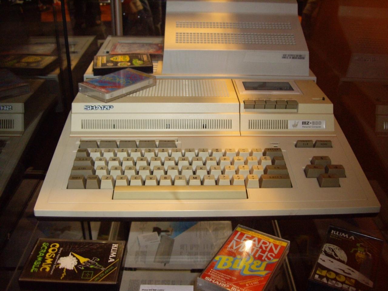 [25/08/2009] Heim-Computer von der Gamescom: Sharp MZ