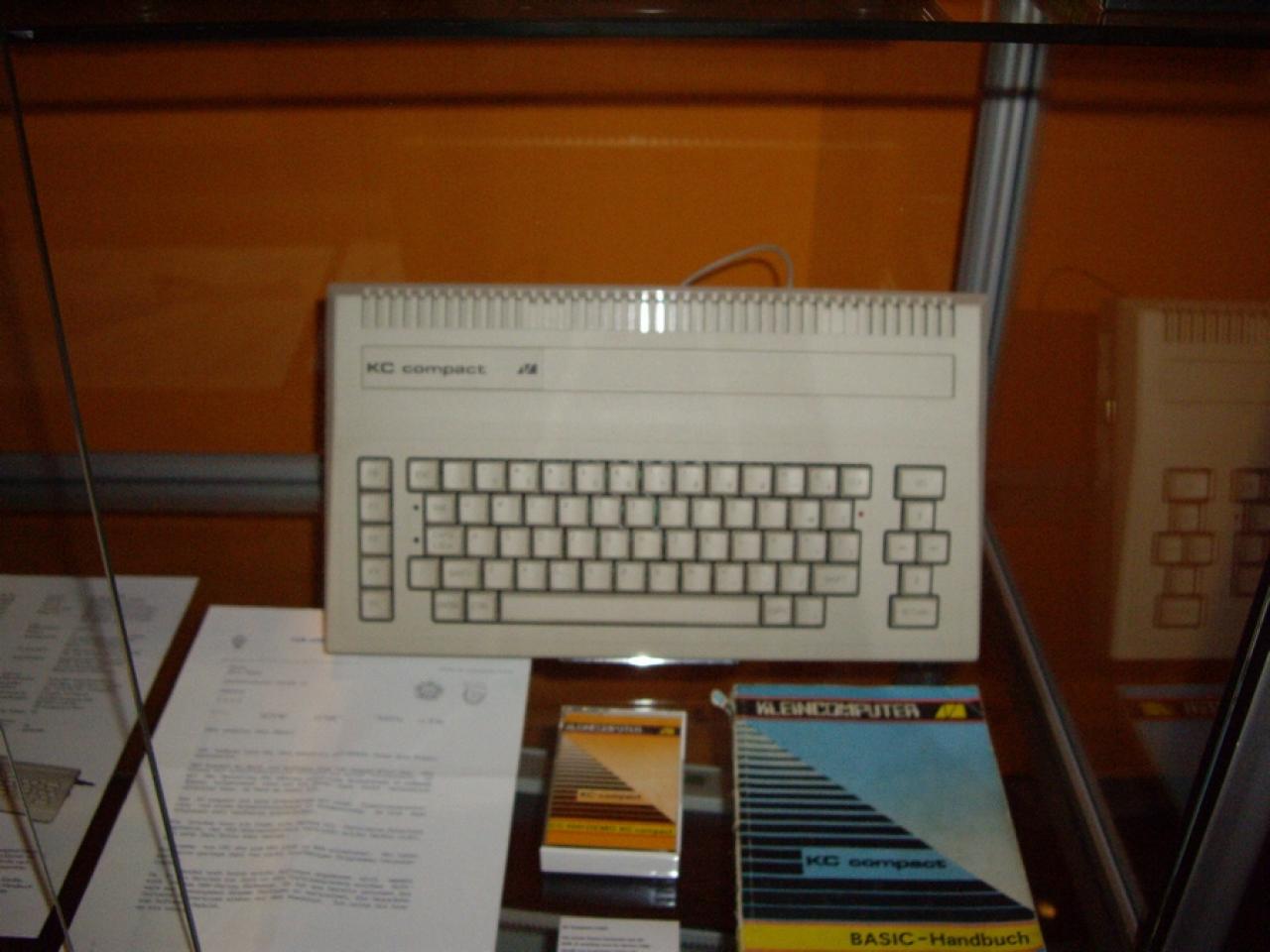 [25/08/2009] KC Compact (1989)