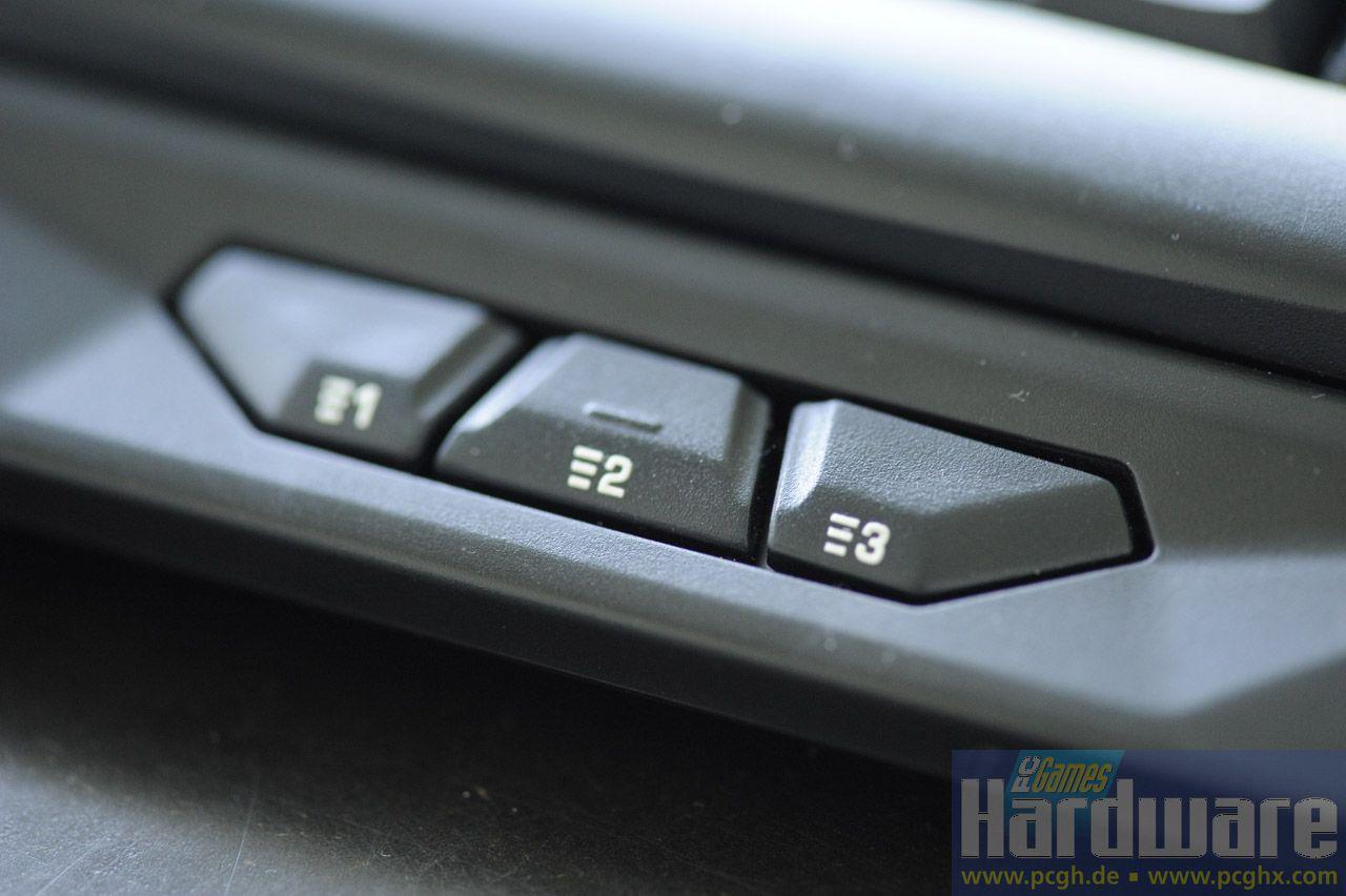 [04/08/2009] Roccat Arvo: Die drei programmierbaren Daumentasten in der Nahaufnahme.