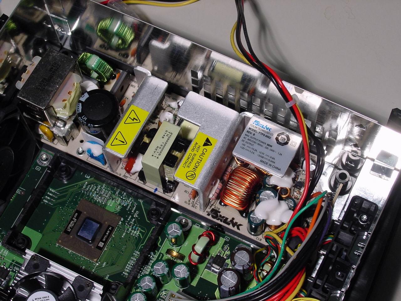 [07/08/2009] Xbox Hardware Netzteil