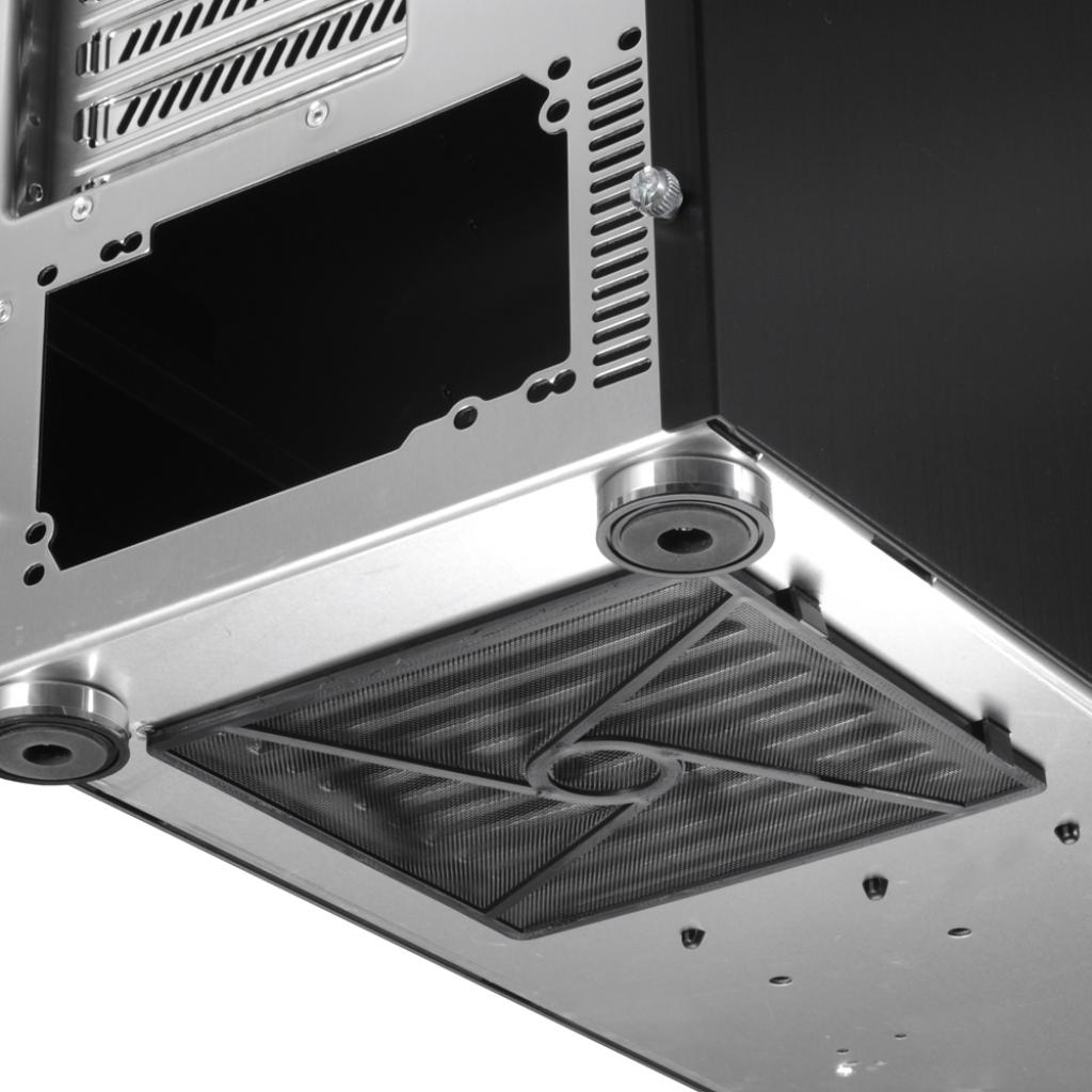[28/08/2009] Lian Li PC-B25F (29)