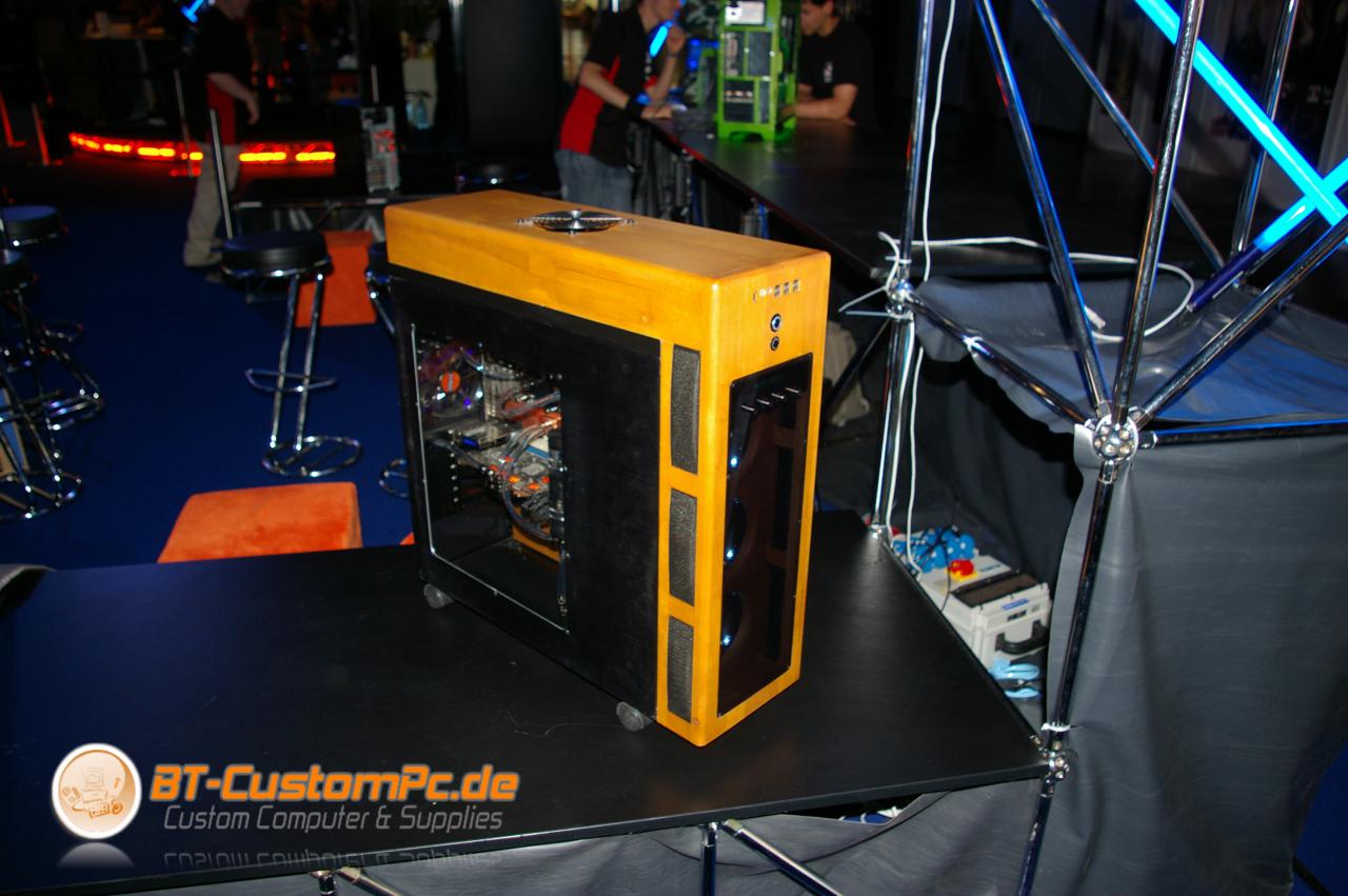 [04/08/2009] Games Convention Online 2009: Casemods (3)