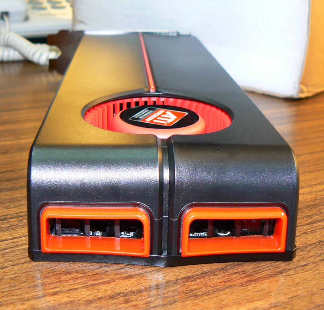[18/09/2009] Wahrscheinliche Bilder einer Ati HD 5870. 