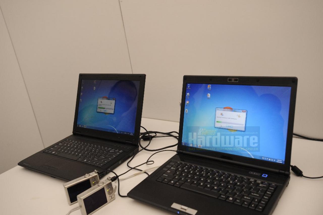 [24/09/2009] Arrandale- (links) und Penryn-Notebook (Core 2, rechts) im Winzip-Vergleich