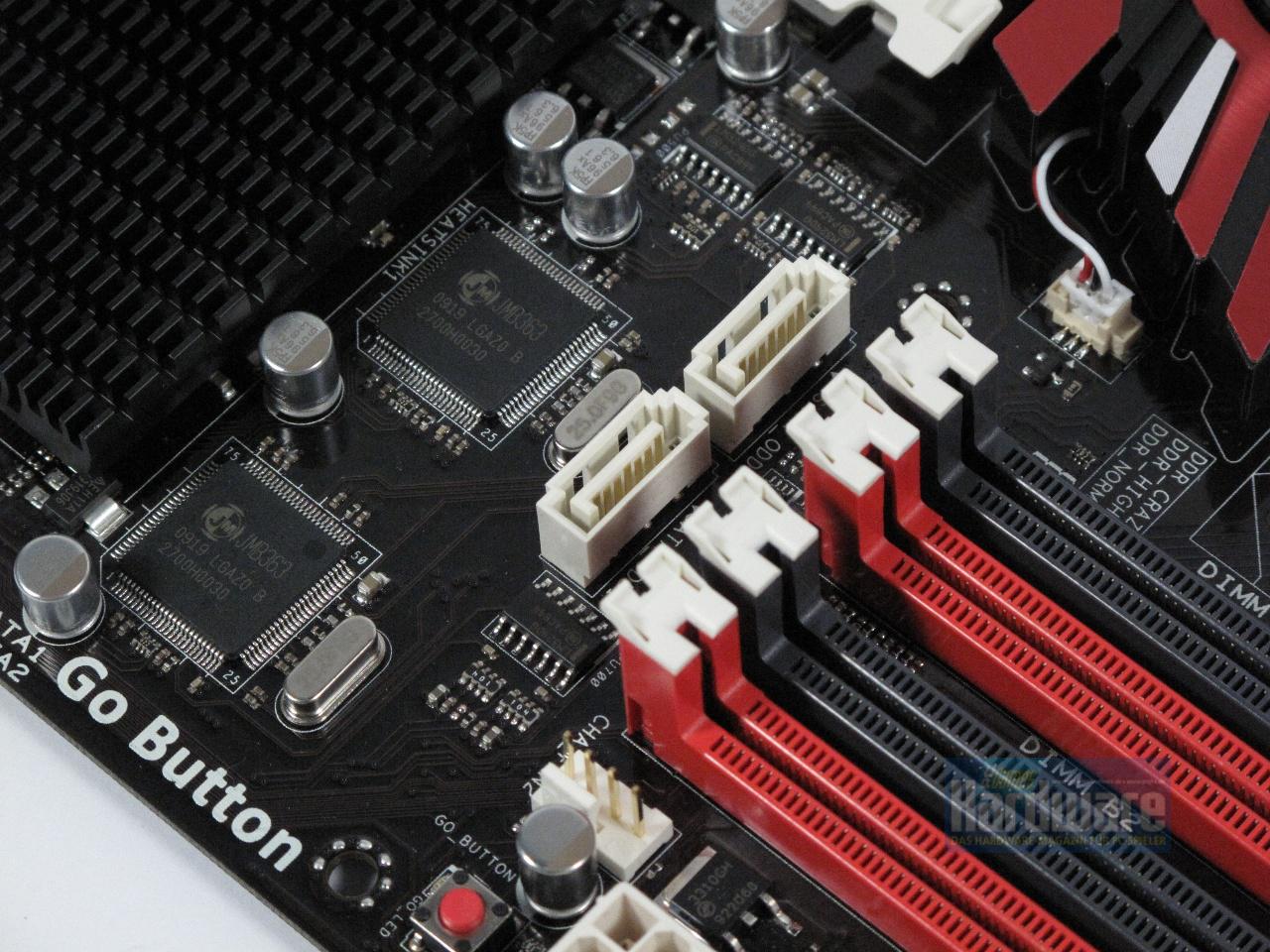 [09/09/2009] Asus Maximus III Formula: Übertakter-Board von Asus - die Kühlung ist besonders flach, damit es keine Probleme mit großen CPU-Kühlern gibt. Mit ROG-Connect übertakten Sie den PC mit einem Notebook, das Sie an den USB-Port anschließen. (3)