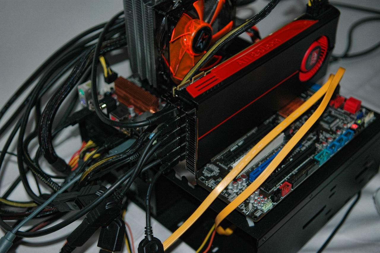 [15/09/2009] Ati Eyefinity: Grafikkarte der Radeon-HD-5000-Serie (2)