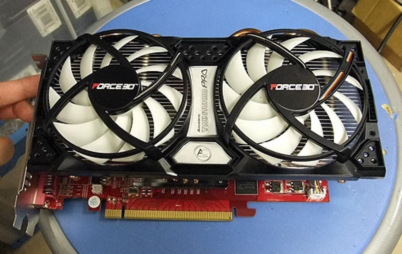 [18/09/2009] Force 3D Ati Radeon HD 4890 (6)