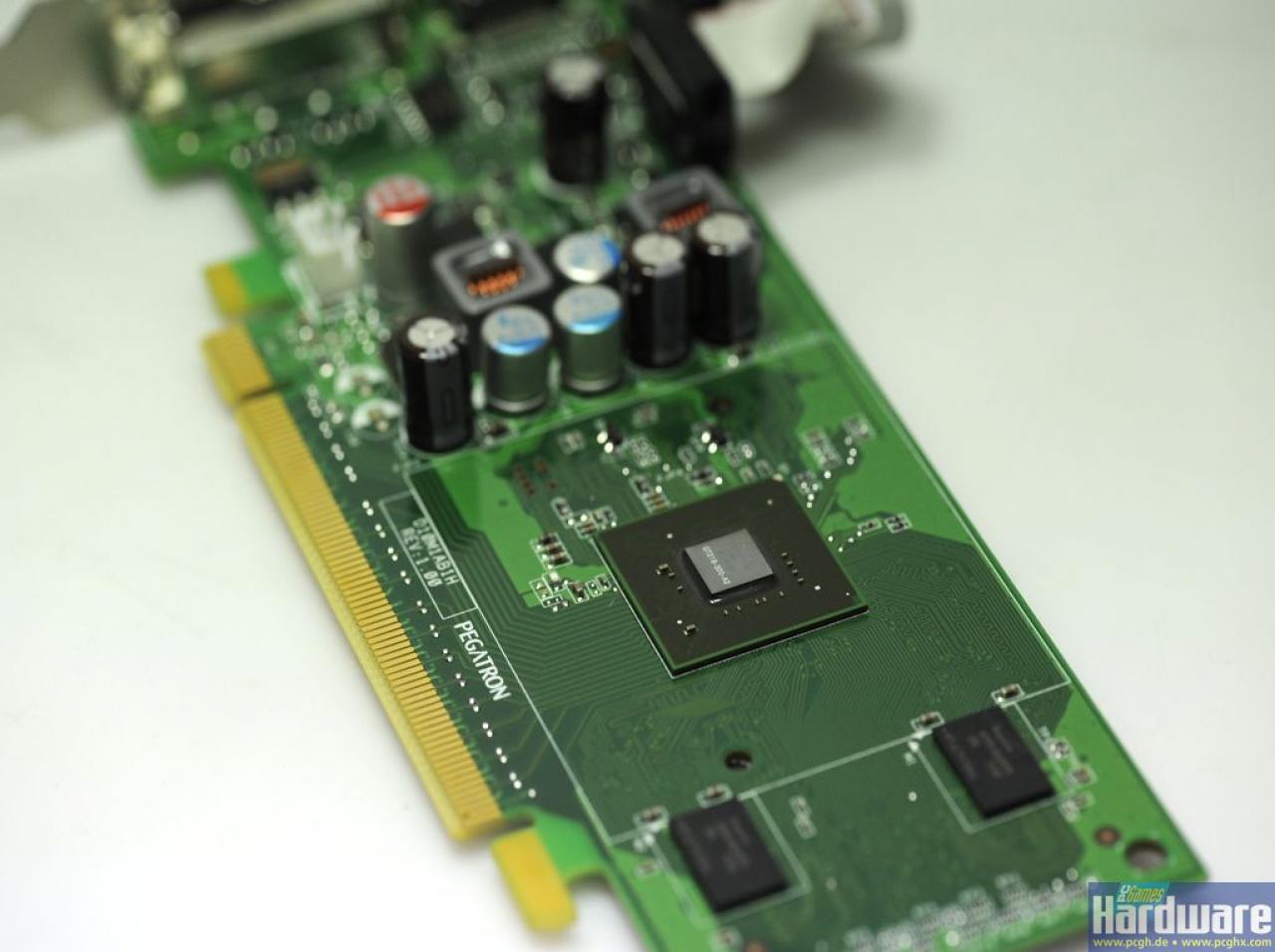[03/09/2009] Geforce G210 no Cooler from back