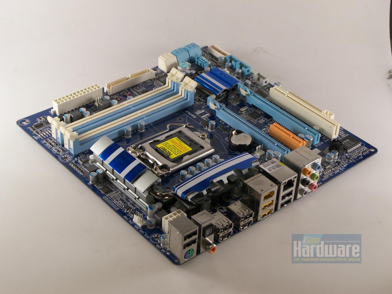 [09/09/2009] Gigabyte P55M-UD4: Ebenfalls Micro-ATX-Format aber bessere Ausstattung samt stärkerer Kühlung (2)