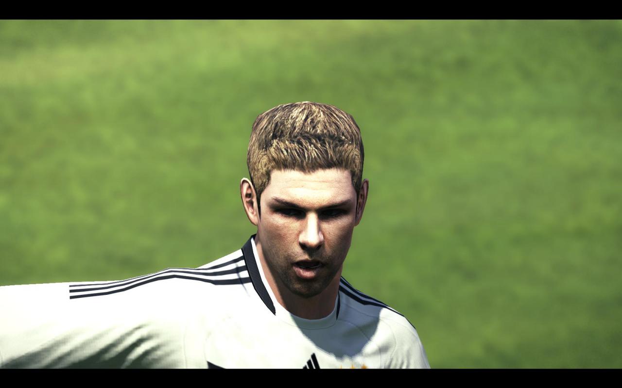 [17/09/2009] PES 2010 Closeups Hitzlsperger
