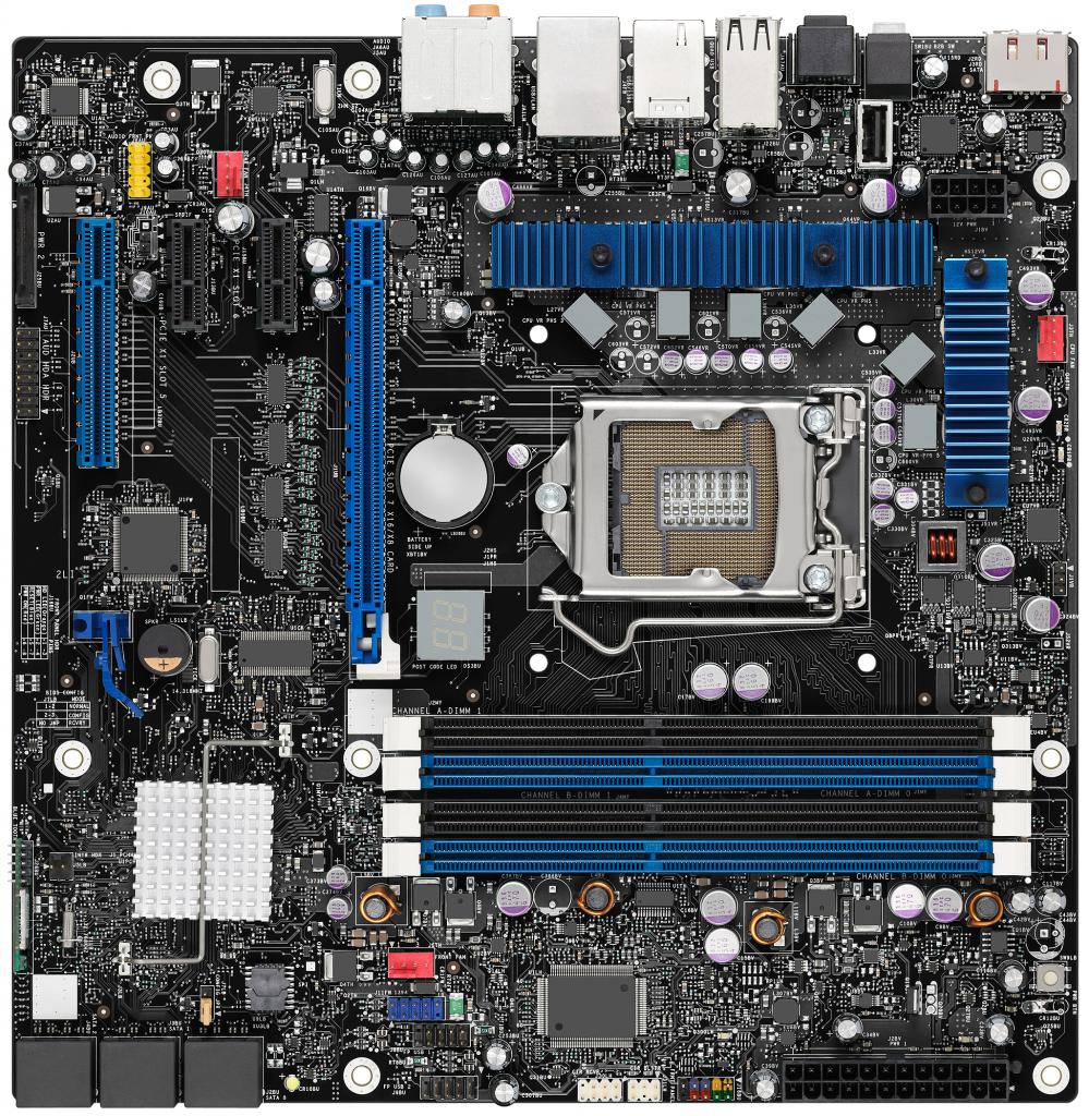 [08/09/2009] Intel Desktop Board DP55SB (5)