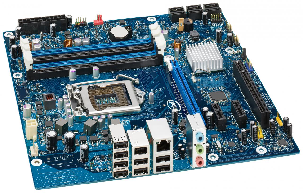 [08/09/2009] Intel Desktop Board DP55WB (1)