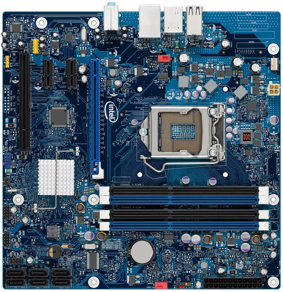 [08/09/2009] Intel Desktop Board DP55WB (5)