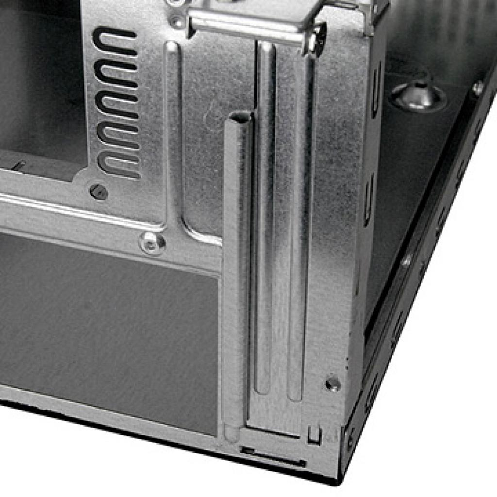 [08/09/2009] Neues Thermaltake Mini-ITX-Gehäuse (9)