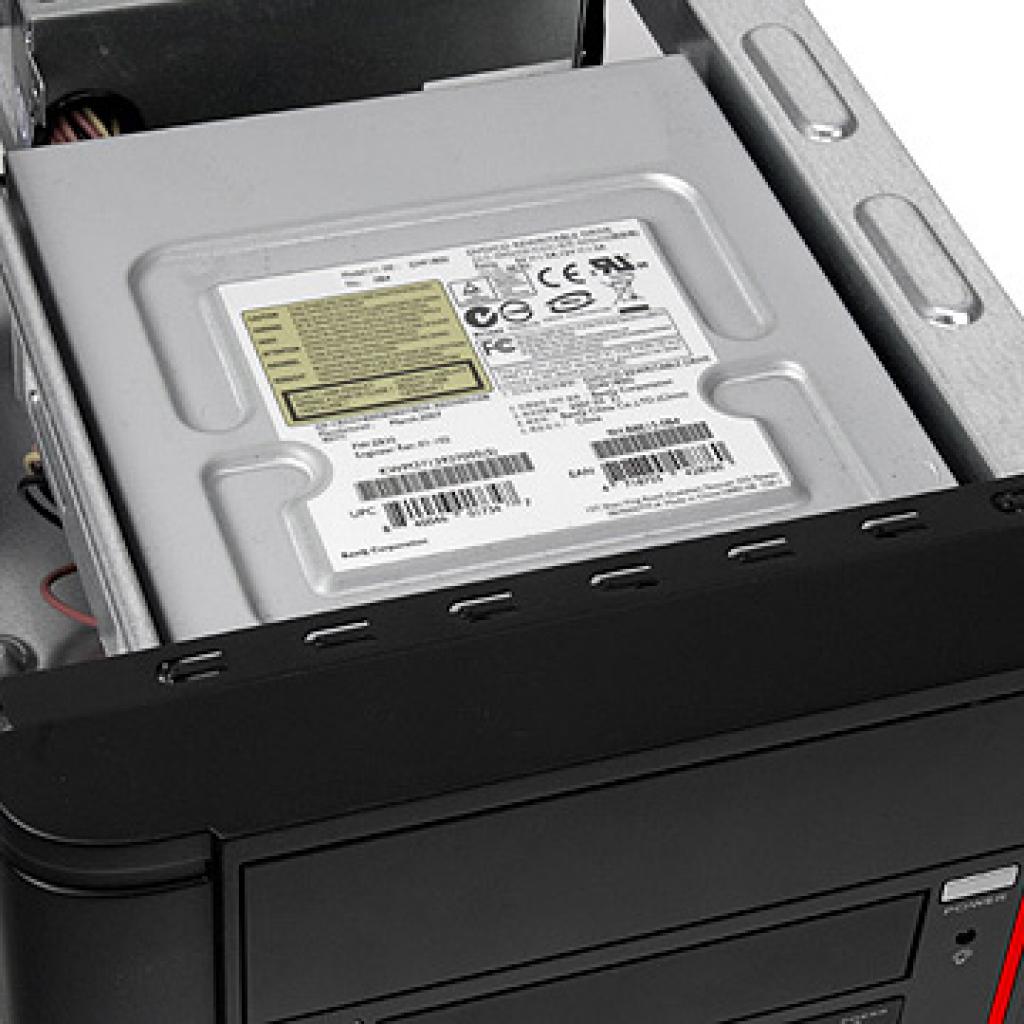 [08/09/2009] Neues Thermaltake Mini-ITX-Gehäuse (5)