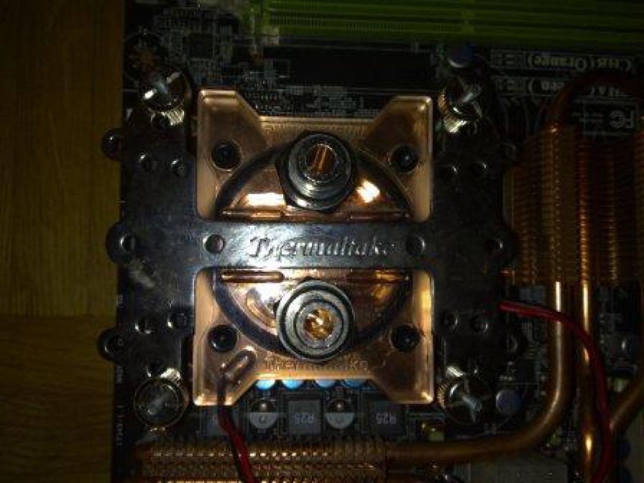 [04/10/2009] PC Games Haradware Extreme: Ein Ati-PC entsteht (17)