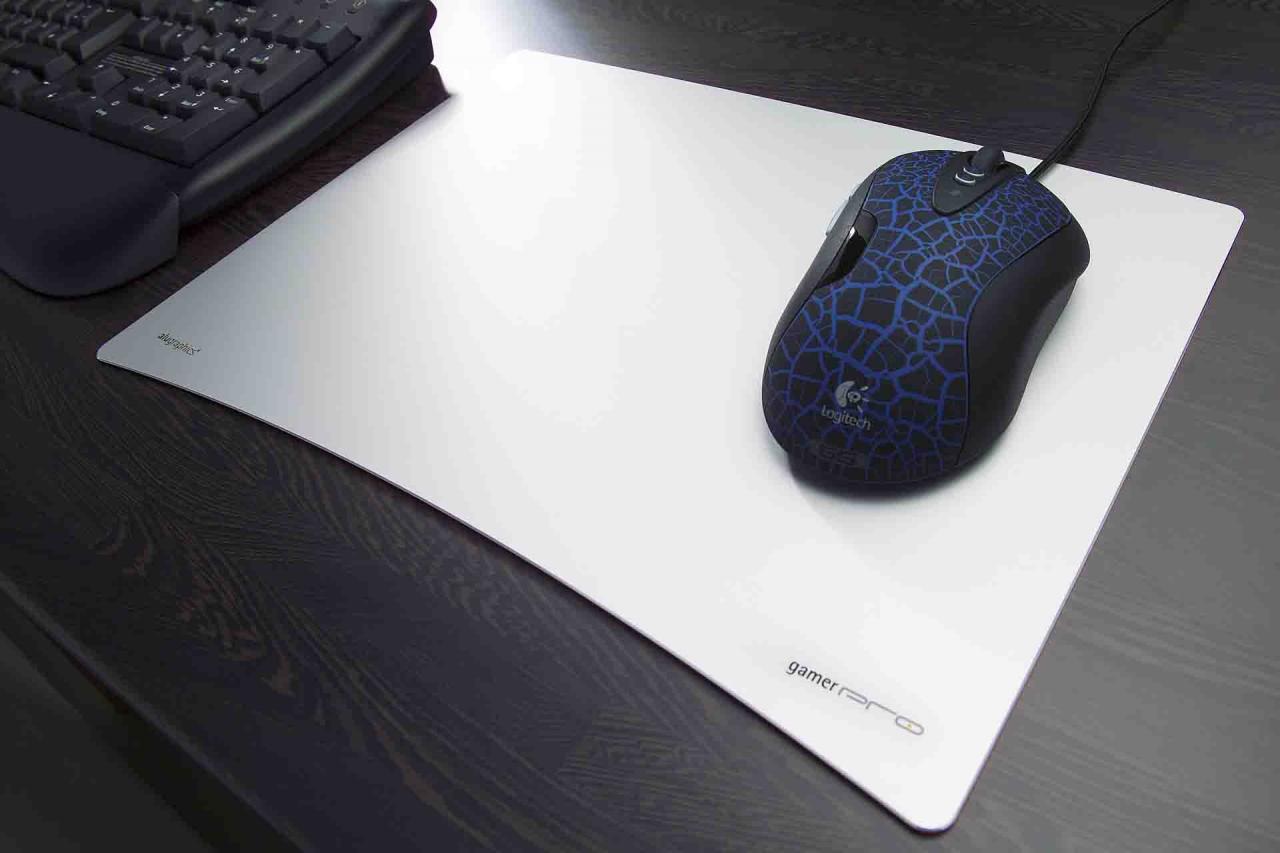 [22/10/2009] Die Basic-Variante des edlen Aluminium-Mauspads der Gamerpro-Serie.