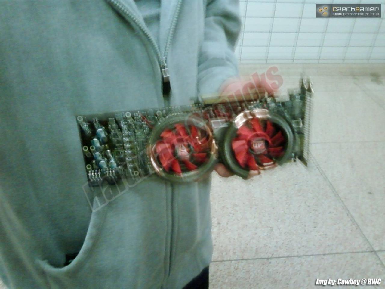 [30/10/2009] Angebliche Radeon HD 5900 (Hemlock) (7)