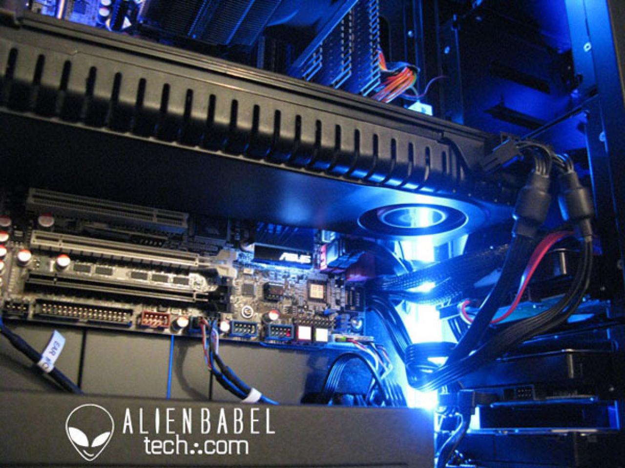 [30/10/2009] Ati Radeon HD 5970 (Hemlock) (5)