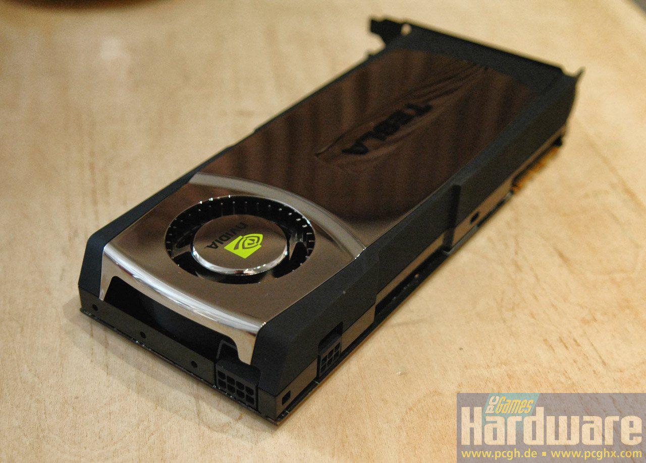 [02/10/2009] Nvidia Fermi: Gezeigte Grafikkarte offenbar nur ein Dummy (3)