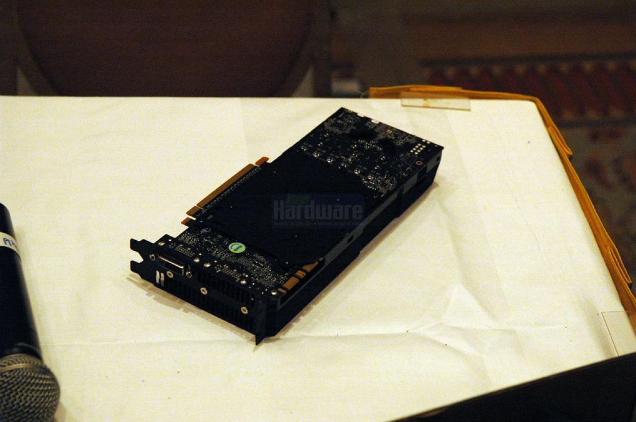 [01/10/2009] Nvidia Fermi Tesla PCGH 01