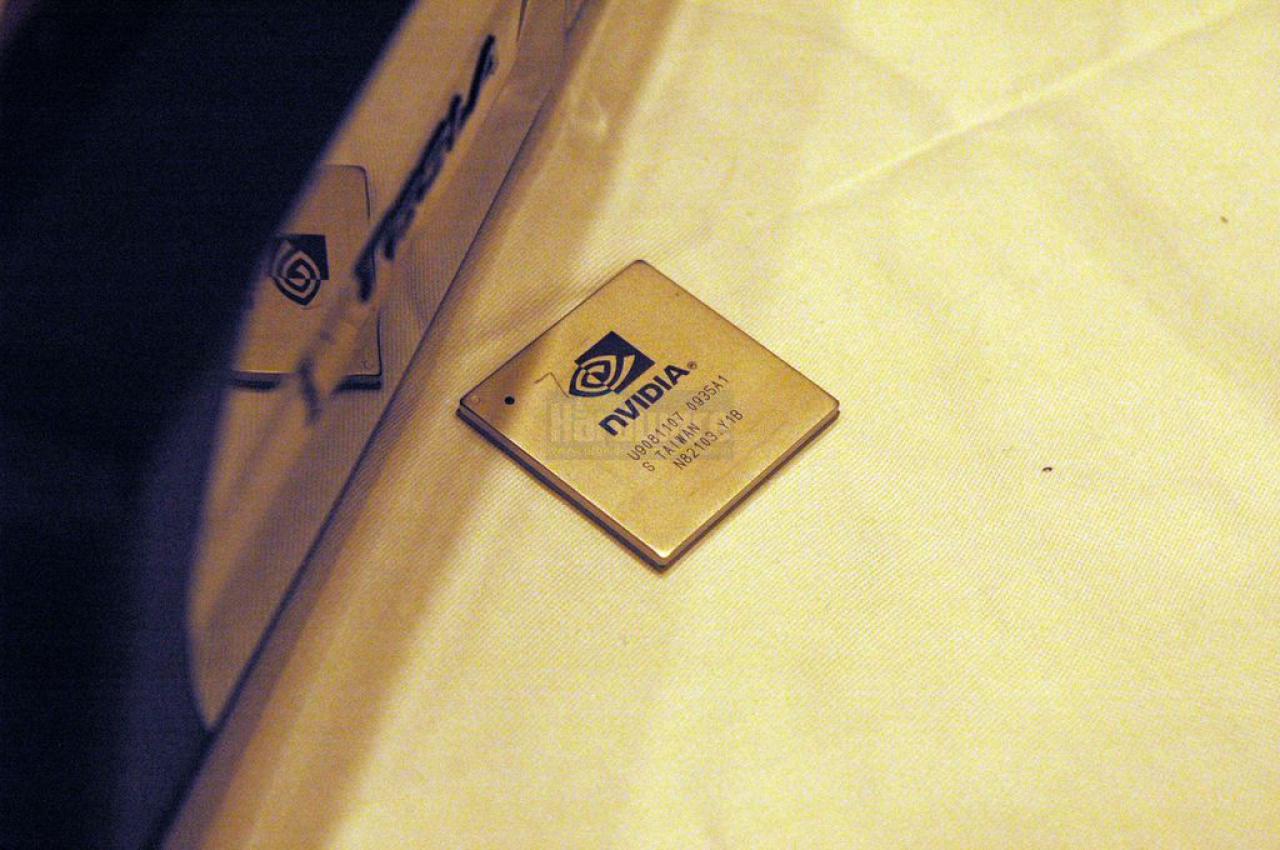 [01/10/2009] Nvidia Fermi Tesla PCGH 10