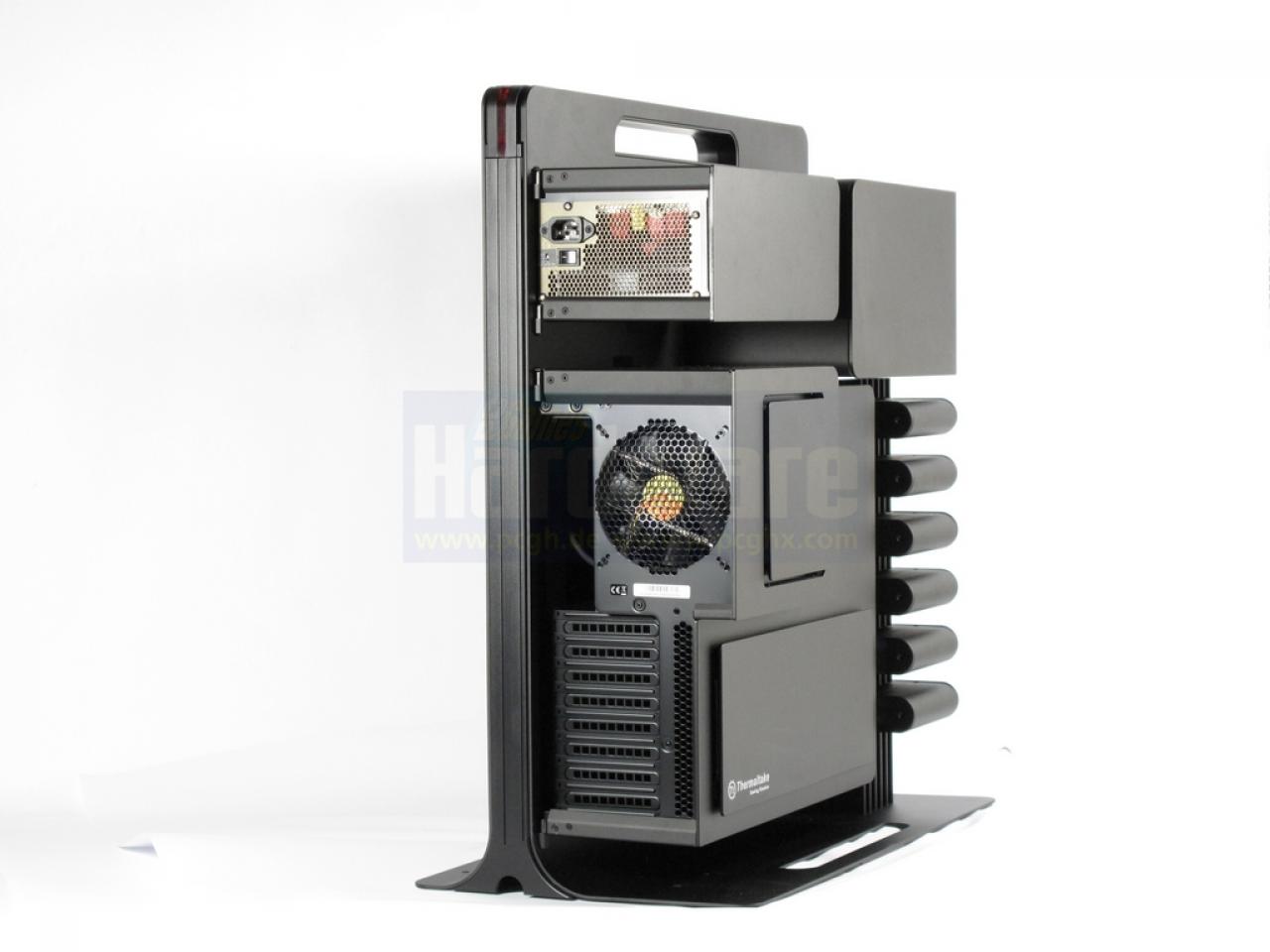 [07/10/2009] Thermaltake Level 10 (3)