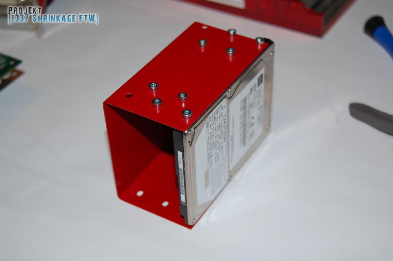 [10/10/2009] PC Games Hardware Extreme: Core-i7-Mini-PC mit interner Wasserkühlung (14)