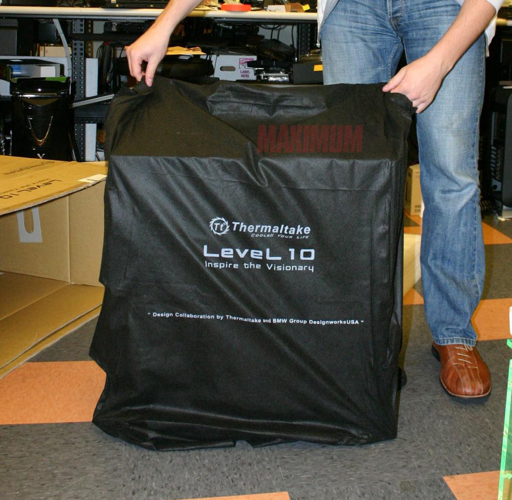 [01/10/2009] Neue Bilder zum Thermaltake Level 10