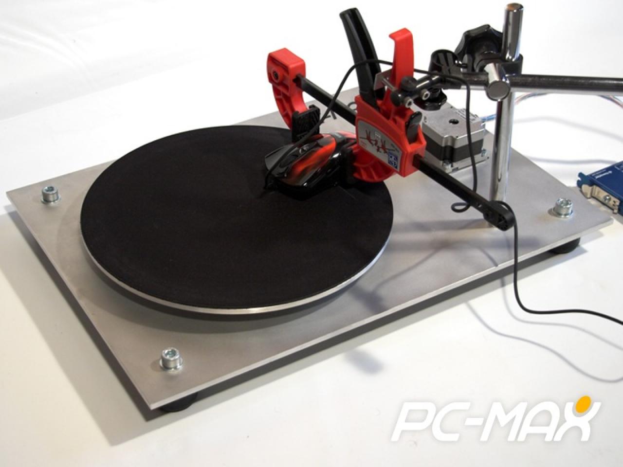 [21/10/2009] 32 Mäuse im Test: Spezieller Benchtable entwickelt [pc-max.de] (2)