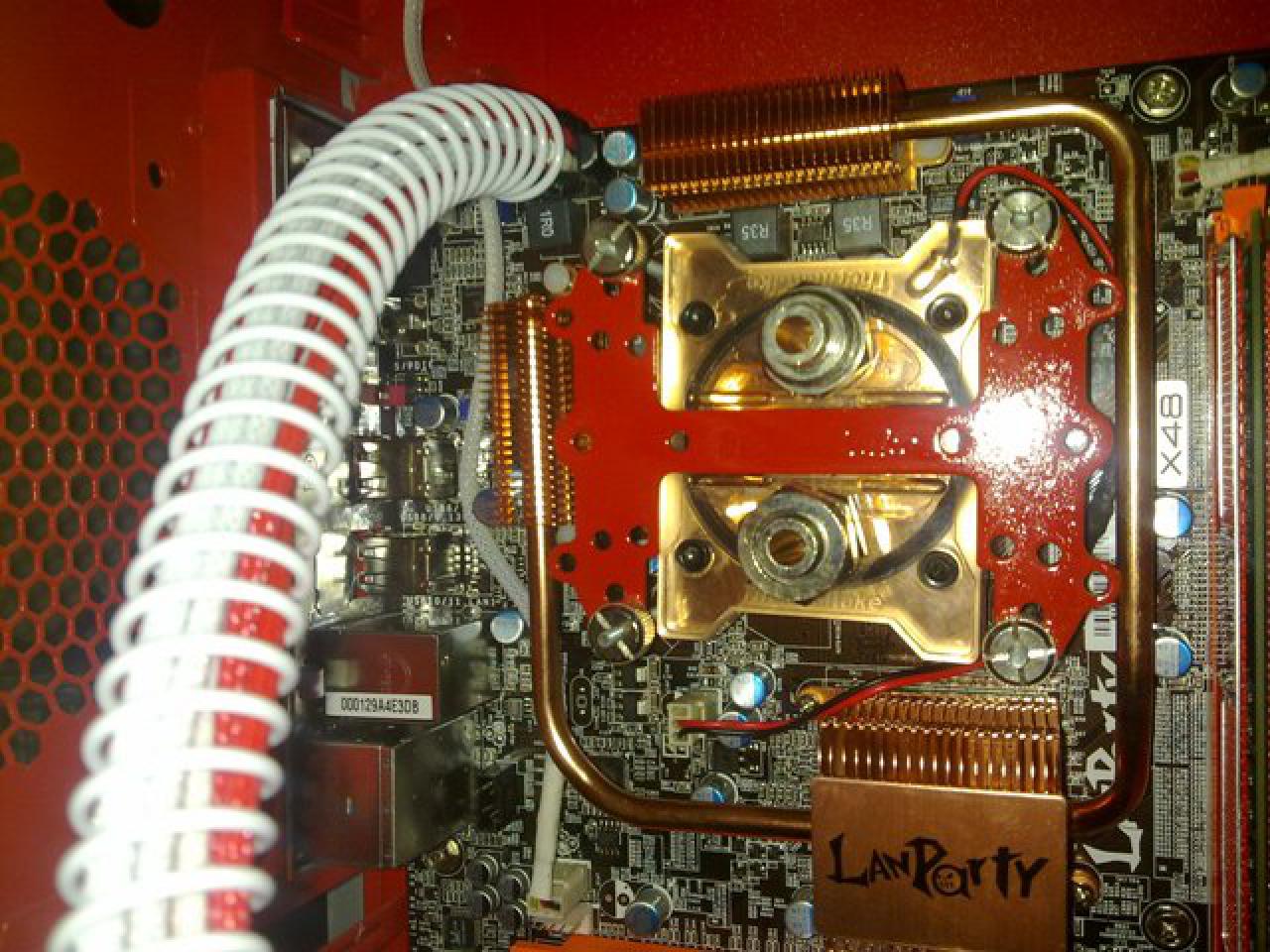 [04/10/2009] PC Games Haradware Extreme: Ein Ati-PC entsteht (22)