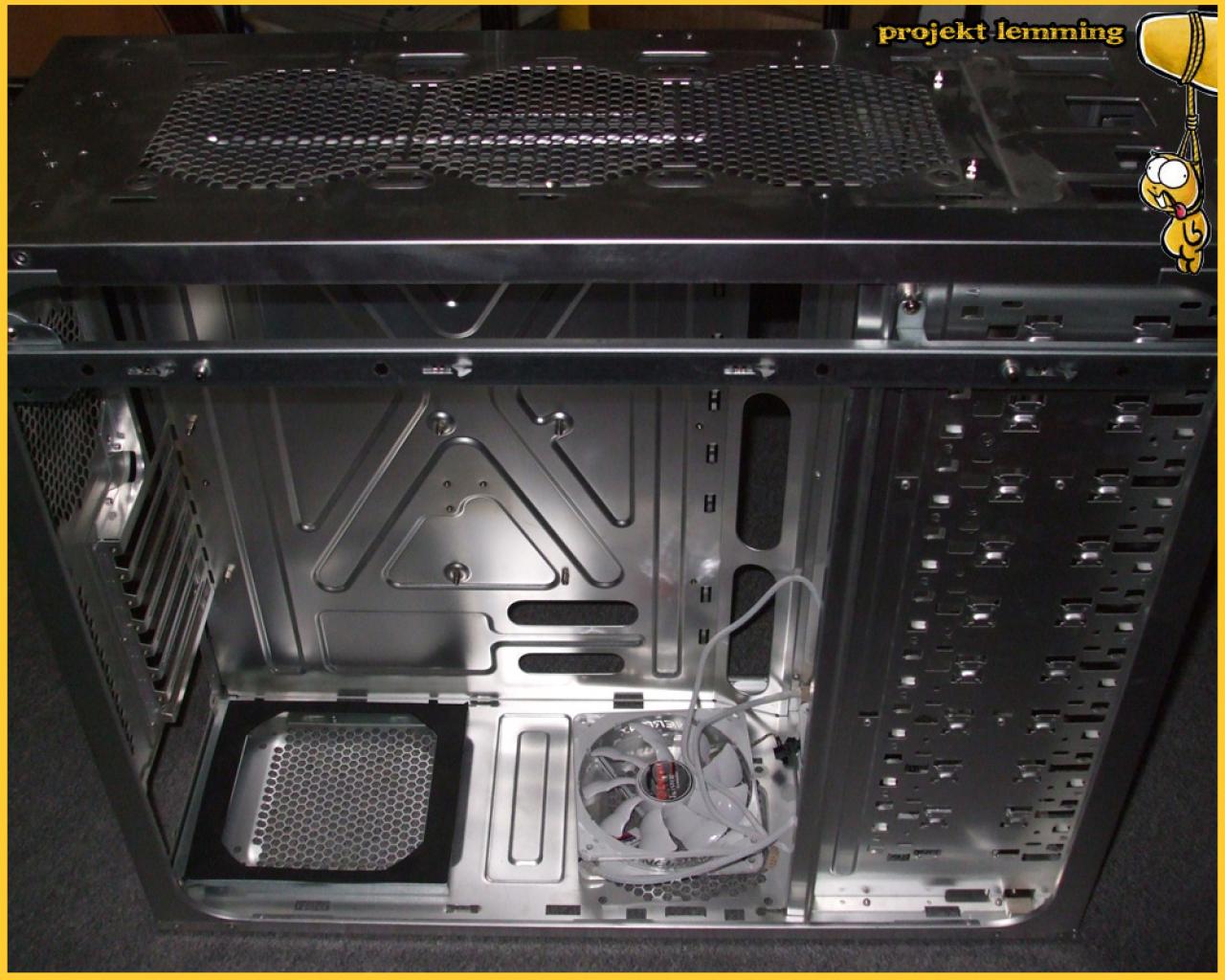 [29/11/2009] PC Games Hardware Extreme: Casemod 