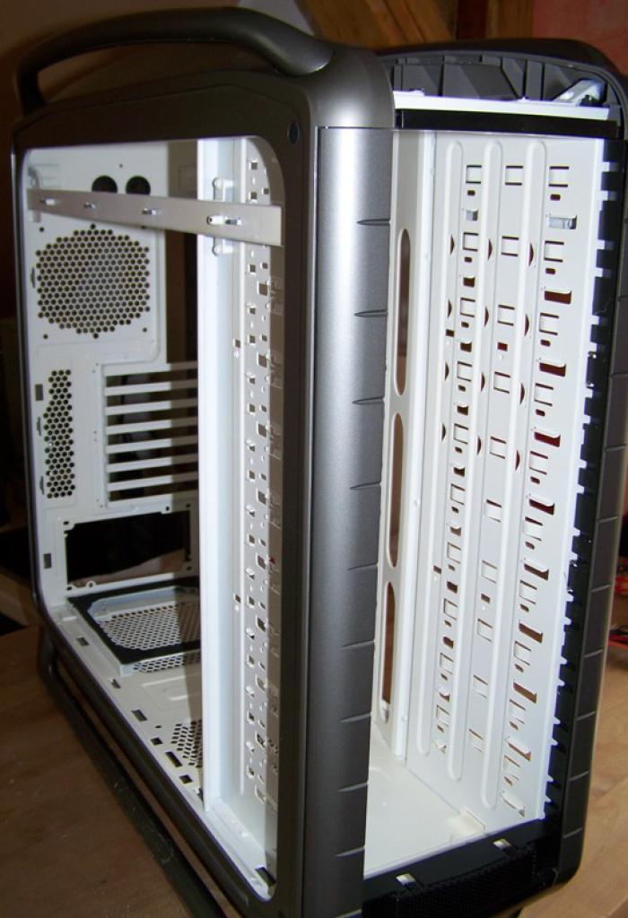 [14/11/2009] PC Games Hardware Extreme: Ein Wakü-PC im Wandel der Zeit (10)