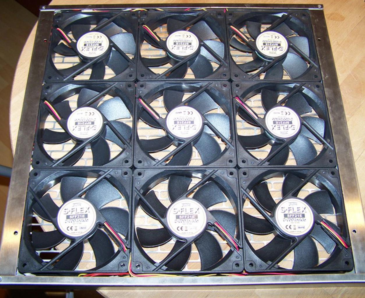 [14/11/2009] PC Games Hardware Extreme: Ein Wakü-PC im Wandel der Zeit (40)