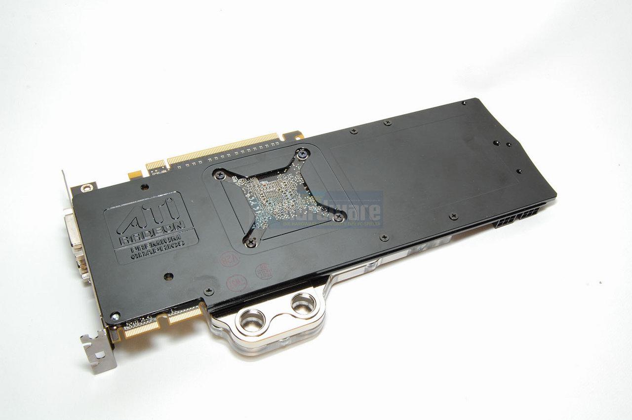 [28/11/2009] EK Waterblocks EK-FC5870 Nickel (7)